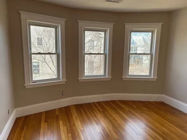 $3,000 | 27 Vincent Avenue, Unit 2, Belmont, MA 02478