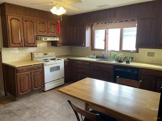 $2,900 | 27 Vincent Avenue, Unit 2, Belmont, MA 02478