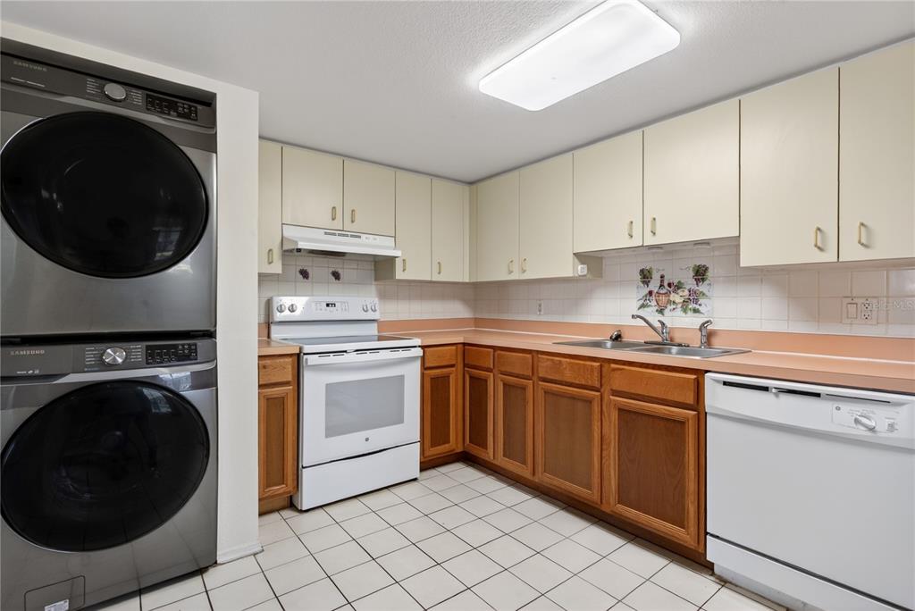 8132 Fairways Circle, Unit R103 Ocala, FL 34472 - Photo 3 of 13