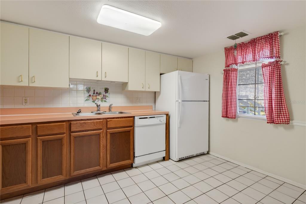 8132 Fairways Circle, Unit R103 Ocala, FL 34472 - Photo 4 of 13