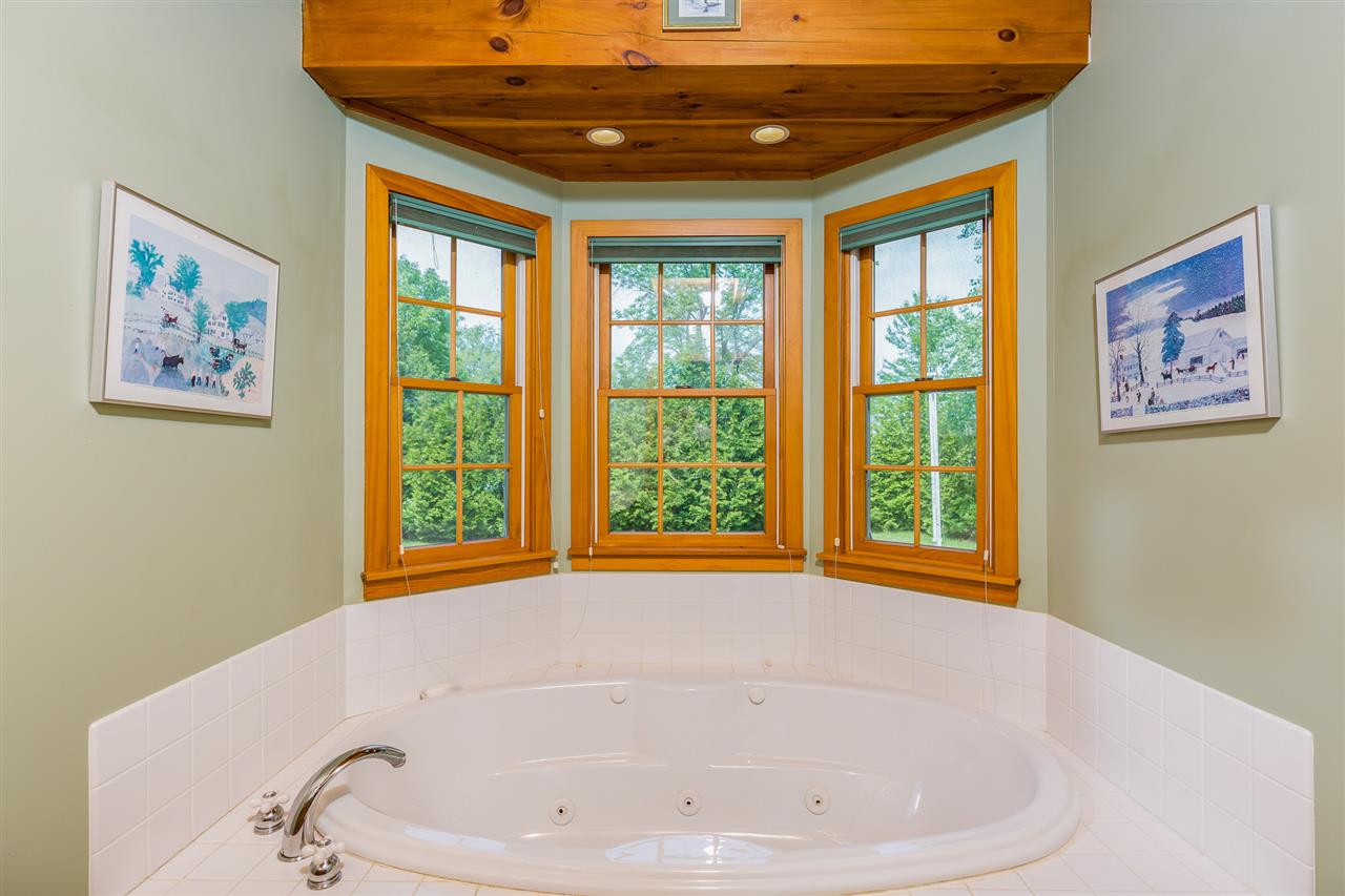 165-167 West Shore Road Grand Isle, VT 05458 - Photo 20 of 34 Gallery Image 20
