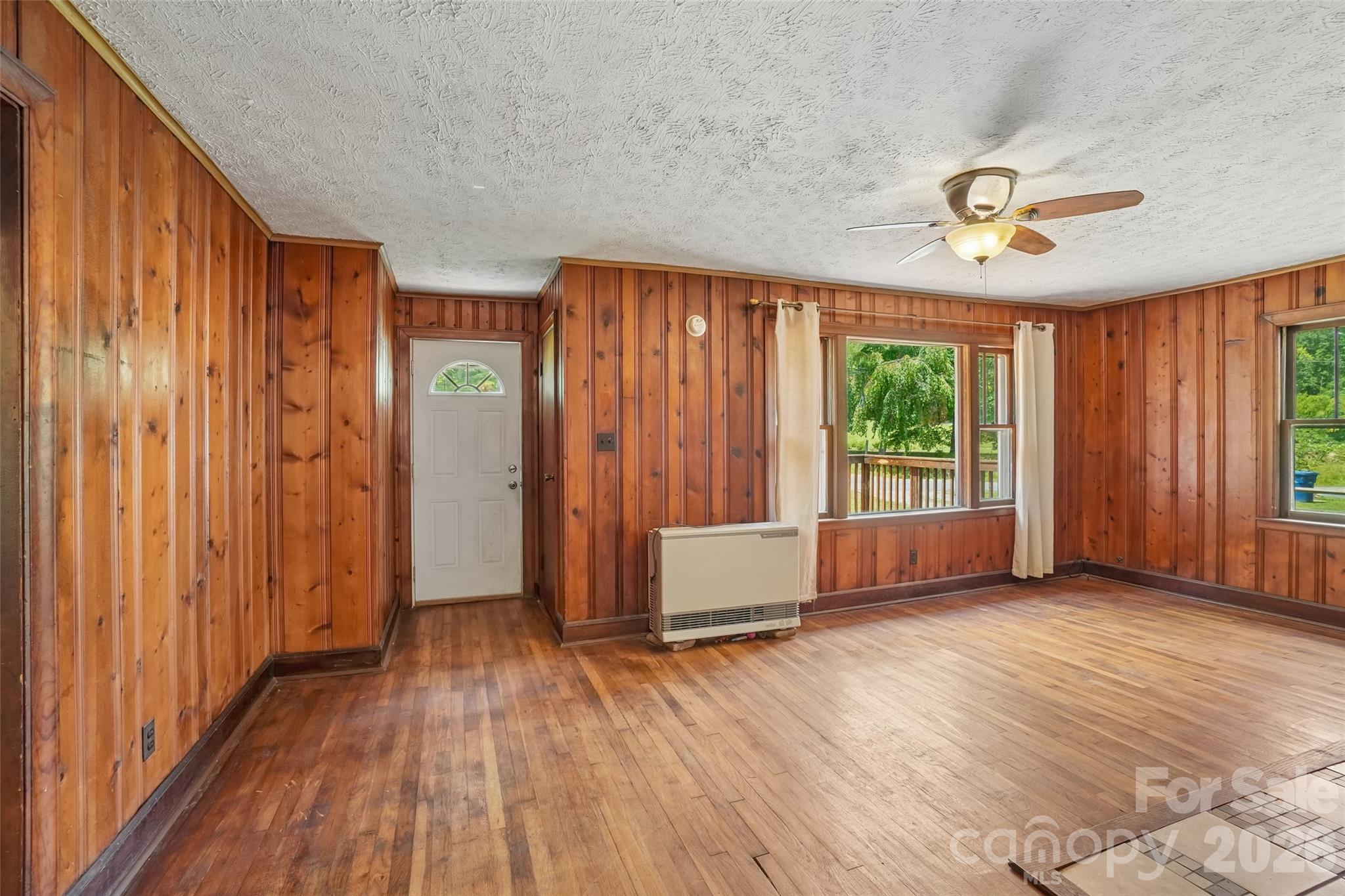611 Reeves Cove Road Candler, NC 28715 - Photo 18 of 44