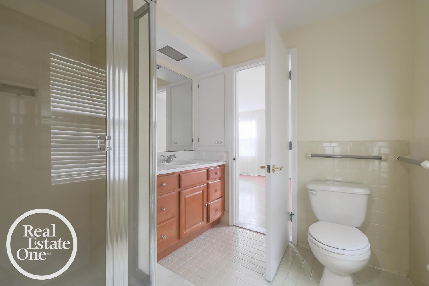 516 Thorntree Road Grosse Pointe Woods, MI 48236 - Photo 22 of 28