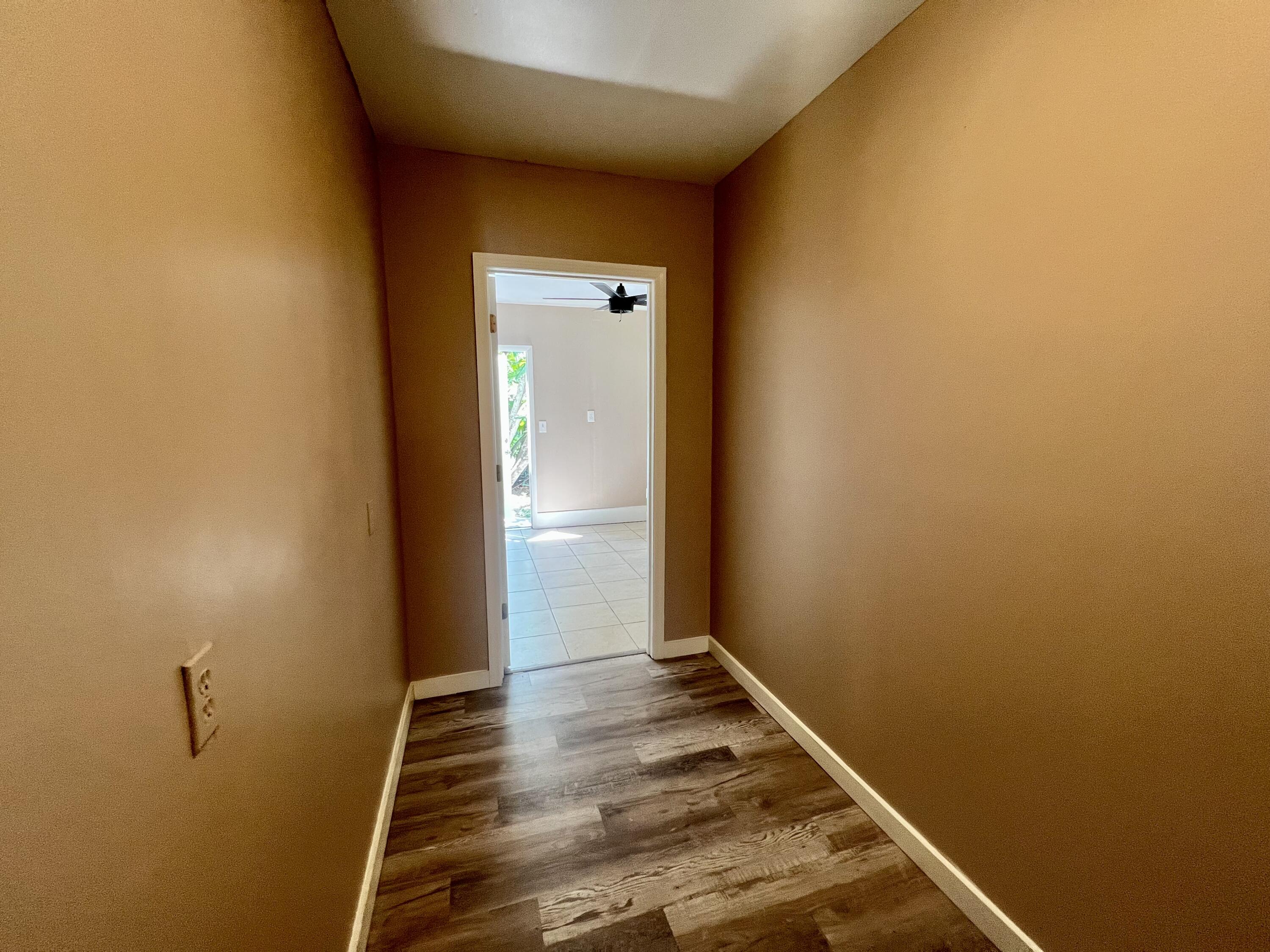 3261 South US Highway 1, Unit 10 Fort Pierce, FL 34982 - Photo 3 of 7 IMG_6496