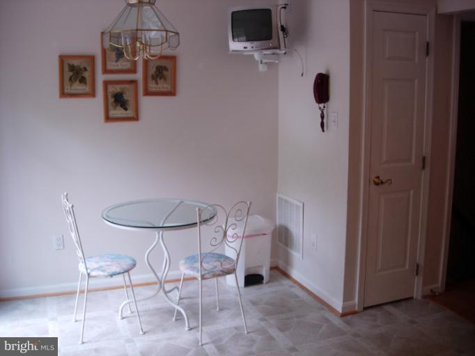 1149 Ingate Road, Unit 1149 Halethorpe, MD 21227 - Photo 12 of 14 Kitchen