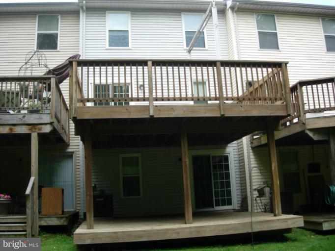 1149 Ingate Road, Unit 1149 Halethorpe, MD 21227 - Photo 6 of 14 Exterior (Rear)