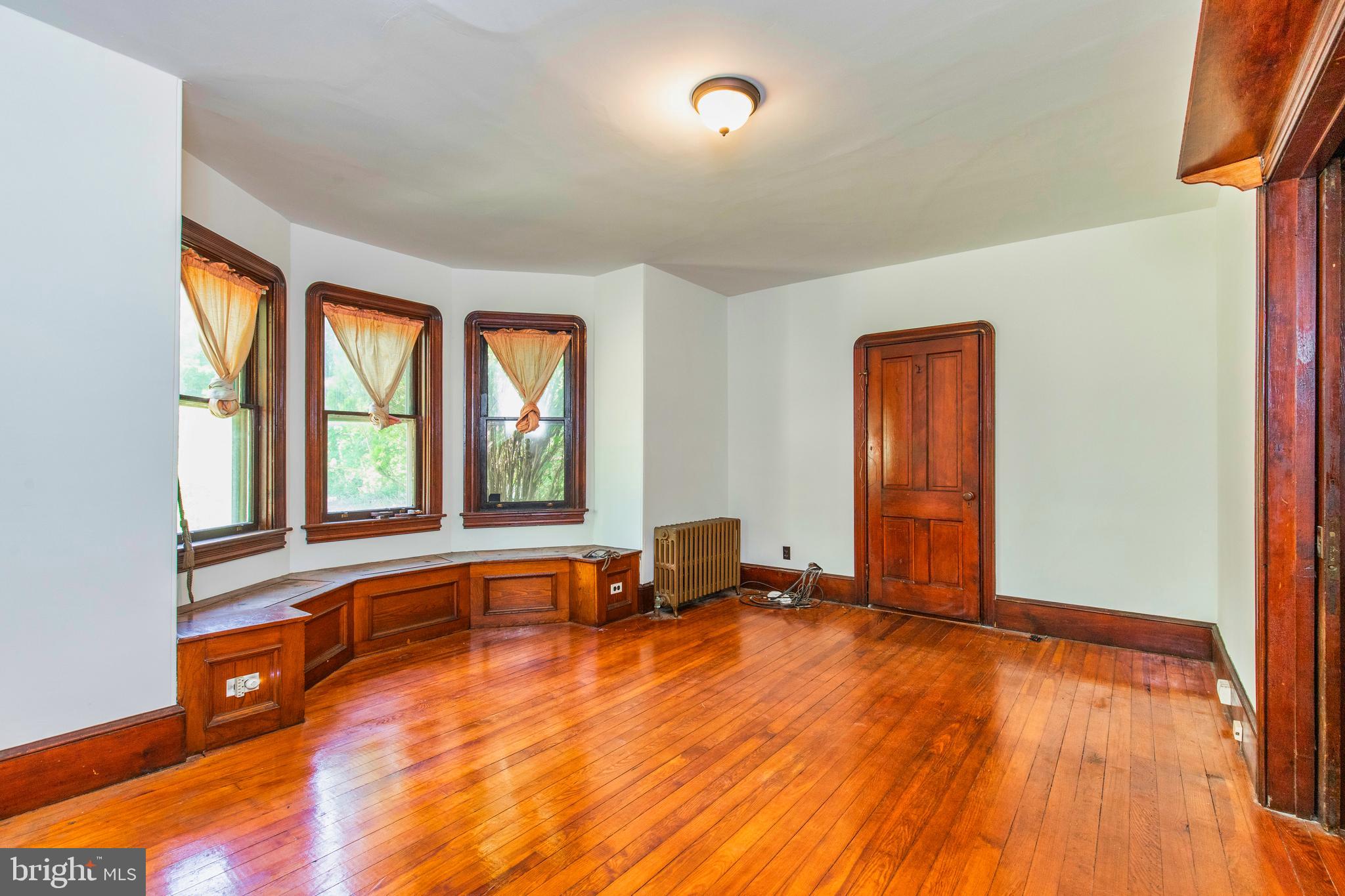180 Berlin Road Gibbsboro, NJ 08026 - Photo 3 of 16 Gallery Image 3