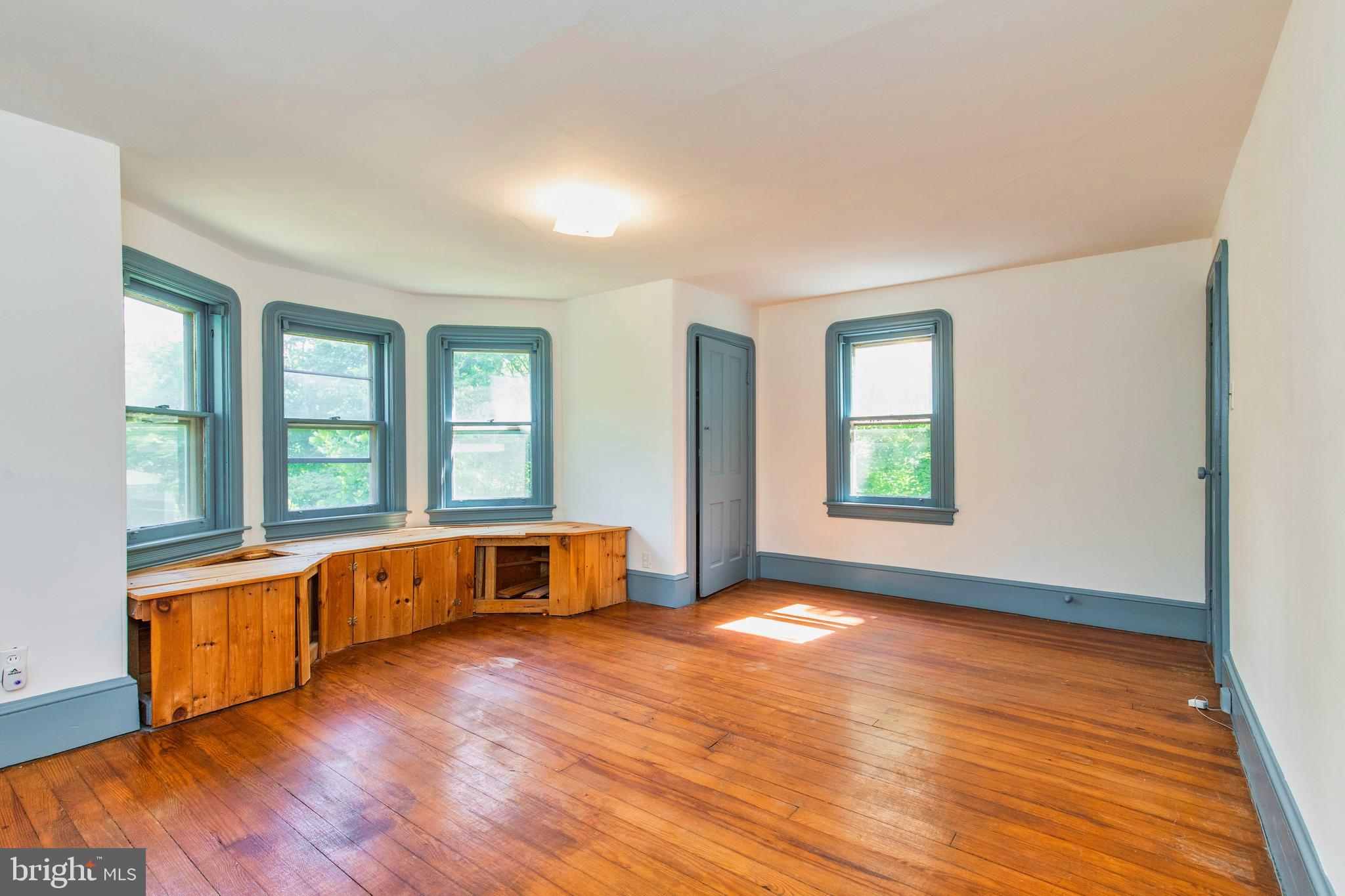 180 Berlin Road Gibbsboro, NJ 08026 - Photo 9 of 16 Gallery Image 9