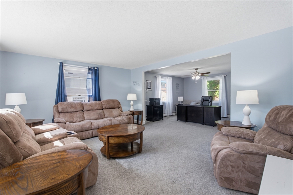137 Maplewood Road Lynn, MA 01904 - Photo 11 of 39