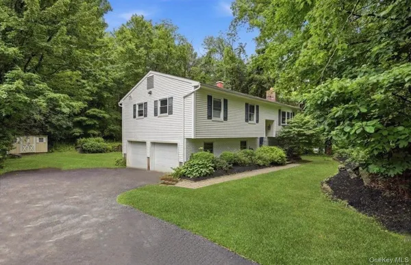 $515,000 | 138 Kent Shore Drive, Carmel, NY 10512