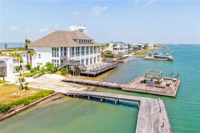 $4,250,000 | 2100 Highway 361, Aransas Pass, TX 78373