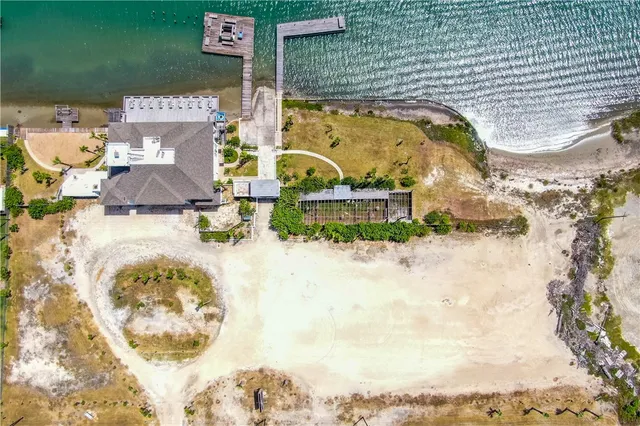$4,250,000 | 2100 Highway 361, Aransas Pass, TX 78373