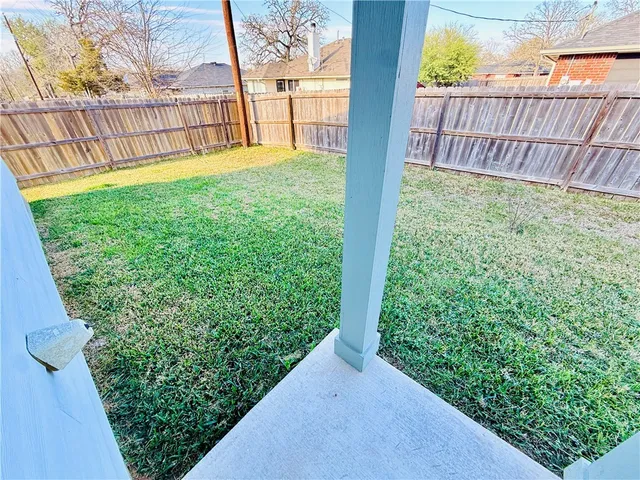 $297,500 | 417 Marble Falls Drive, Bryan, TX 77803