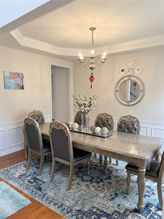 147 Crystal Downs Way Northeast Suwanee, GA 30024 - Photo 5 of 19