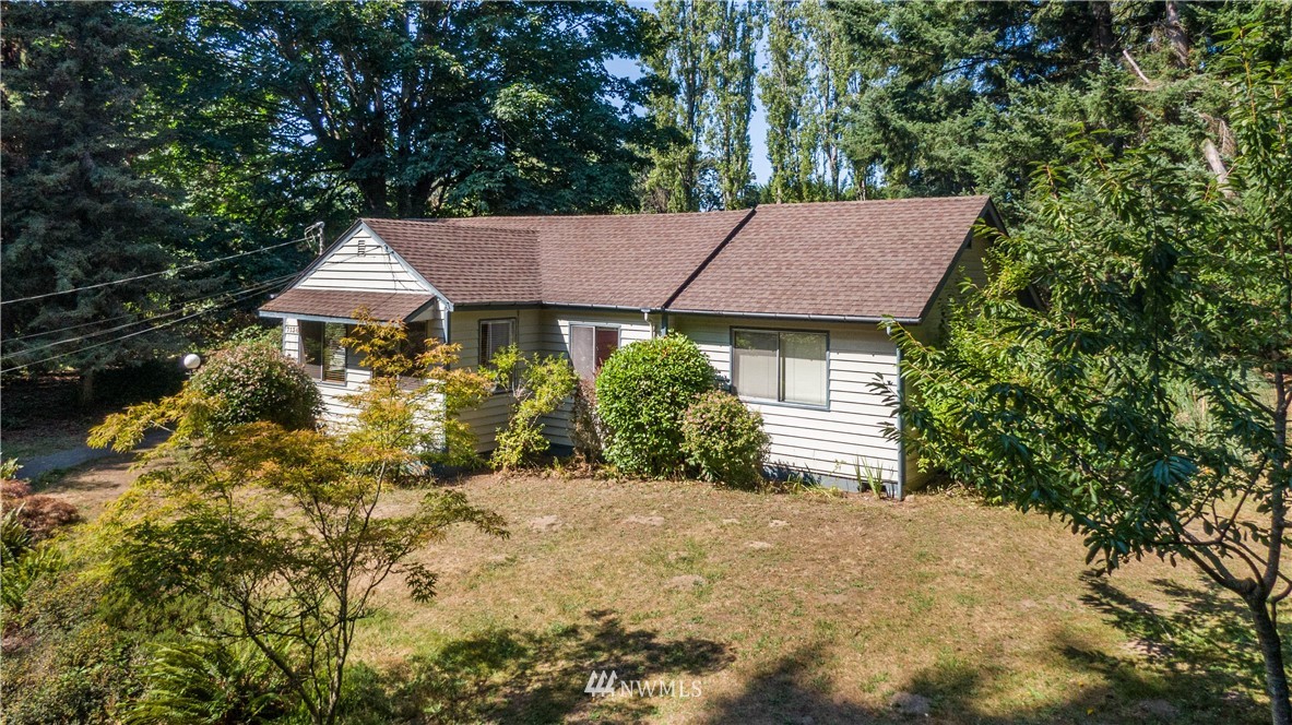 7136 Southwest Point Robinson Road Vashon, WA 98070 - Photo 23 of 24 Gallery Image 23
