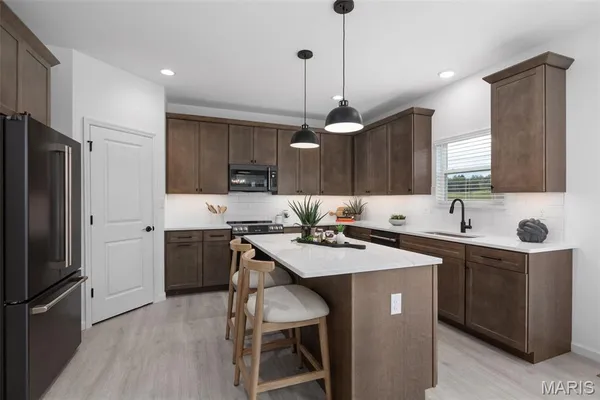 $304,900 | 2 Royal Ii At Elkhorn Ridge Manors, Truesdale, MO 63380