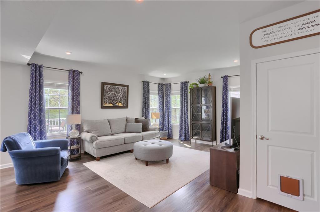 153 Piatt Estates Drive Washington, PA 15301 - Photo 8 of 50