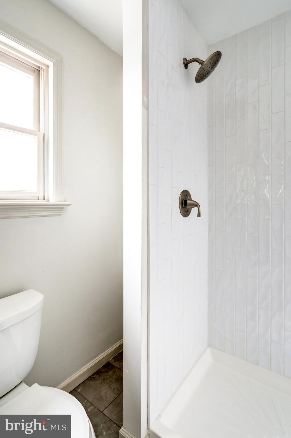 152 Kings Gate Drive Lititz, PA 17543 - Photo 34 of 45 a bathroom with a toilet and a shower