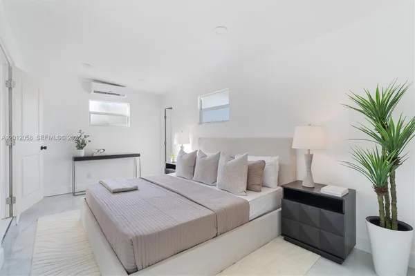 $2,800 | 4041 Northeast 15th Terrace, Pompano Beach, FL 33064