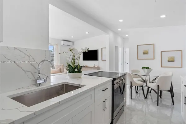 $2,800 | 4041 Northeast 15th Terrace, Pompano Beach, FL 33064