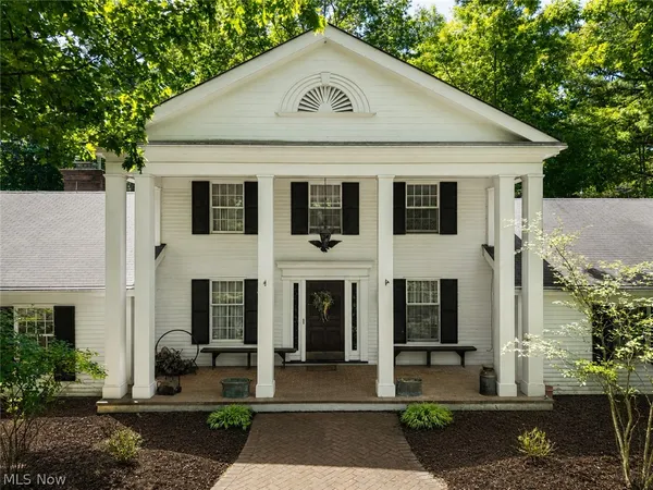 $899,000 | 10124 Barr Road, Brecksville, OH 44141