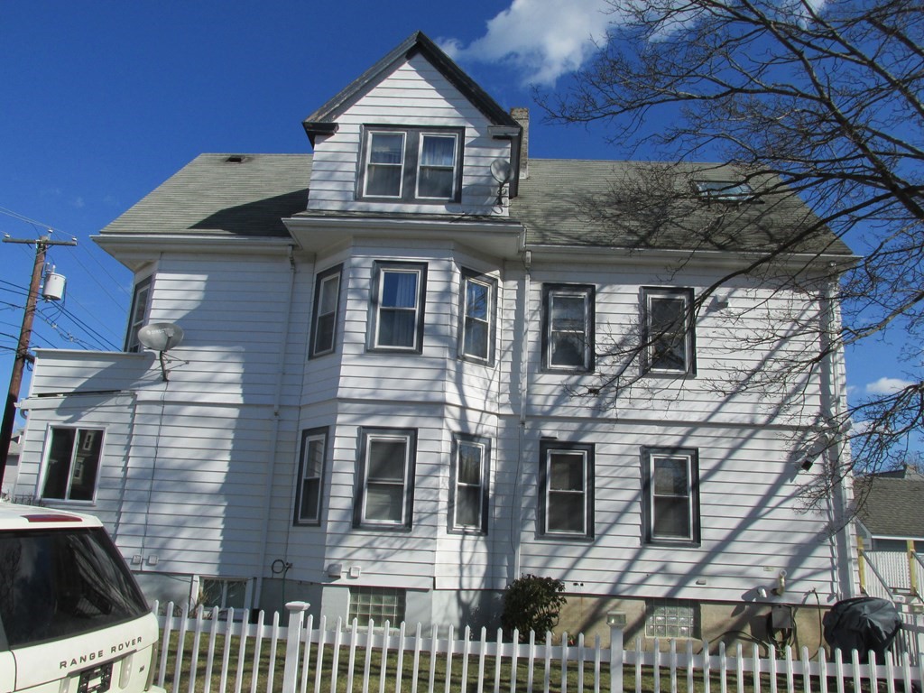 113-115 Merrymount Road Quincy, MA 02169 - Photo 5 of 29 Gallery Image 5