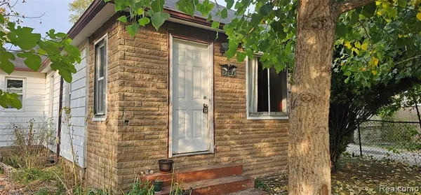 $99,999 | 7503 Paige Avenue, Warren, MI 48091