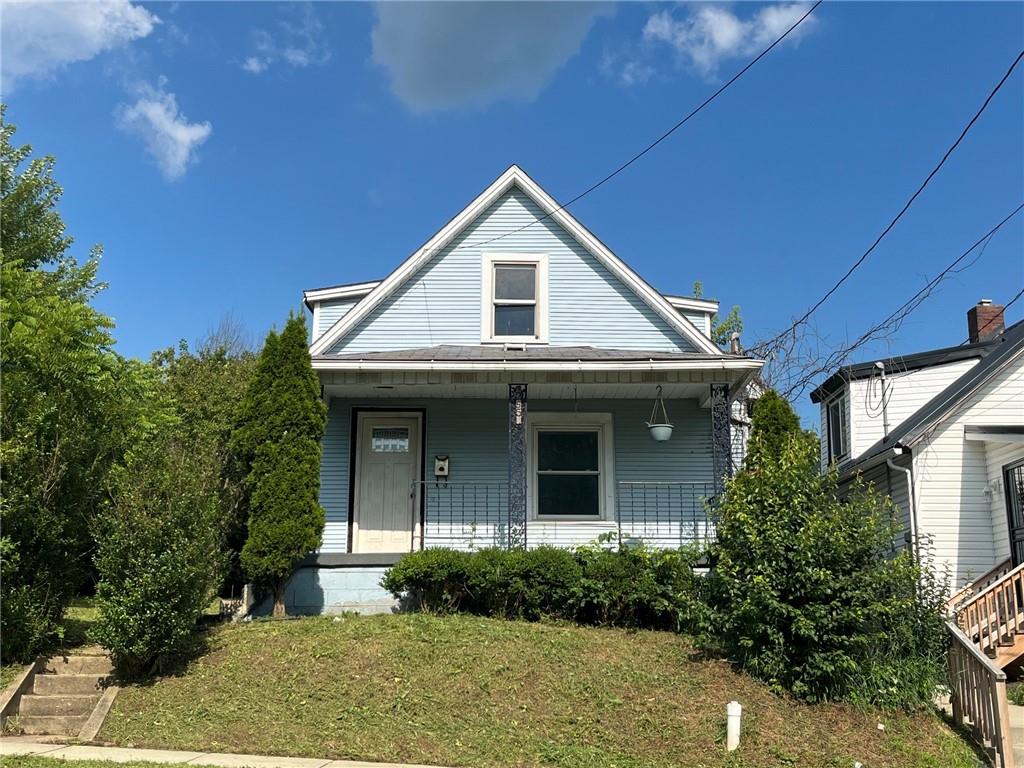 255 Hamilton Avenue Farrell, PA 16121 - Photo 1 of 8