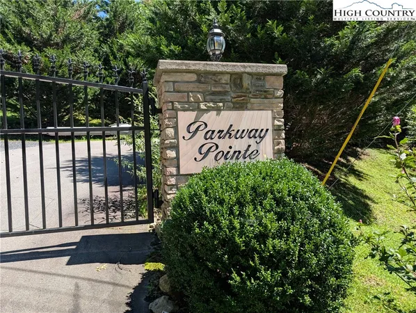 $47,900 | Parkway Pointe Drive, West Jefferson, NC 28694