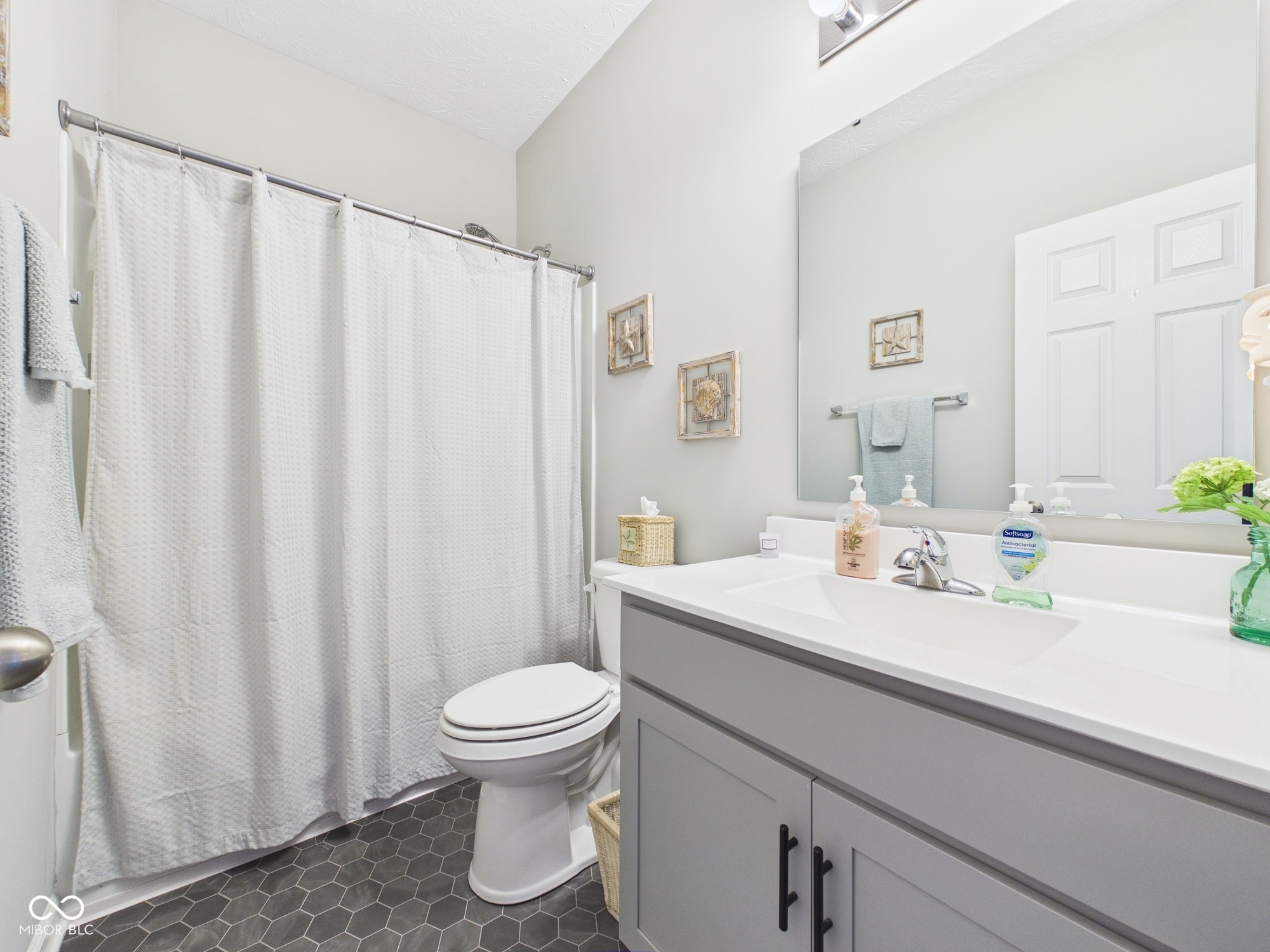 2015 Maplewood Lane Pendleton, IN 46064 - Photo 16 of 59