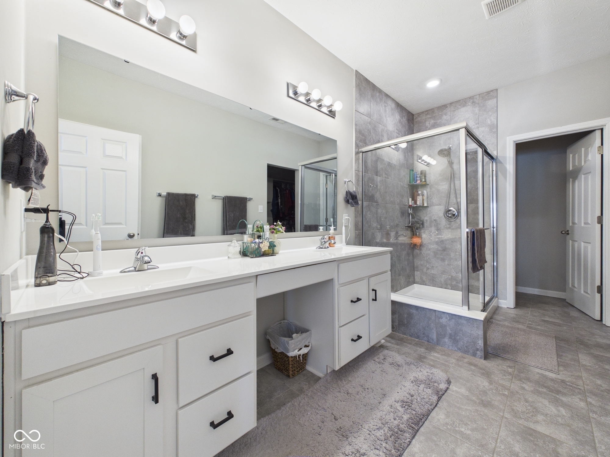 2015 Maplewood Lane Pendleton, IN 46064 - Photo 37 of 59