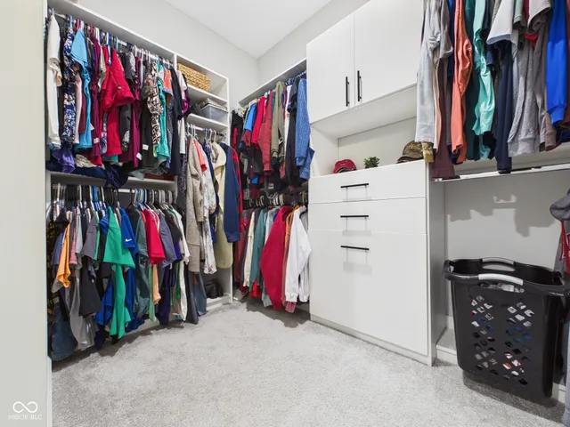 $399,900 | 2015 Maplewood Lane, Pendleton, IN 46064