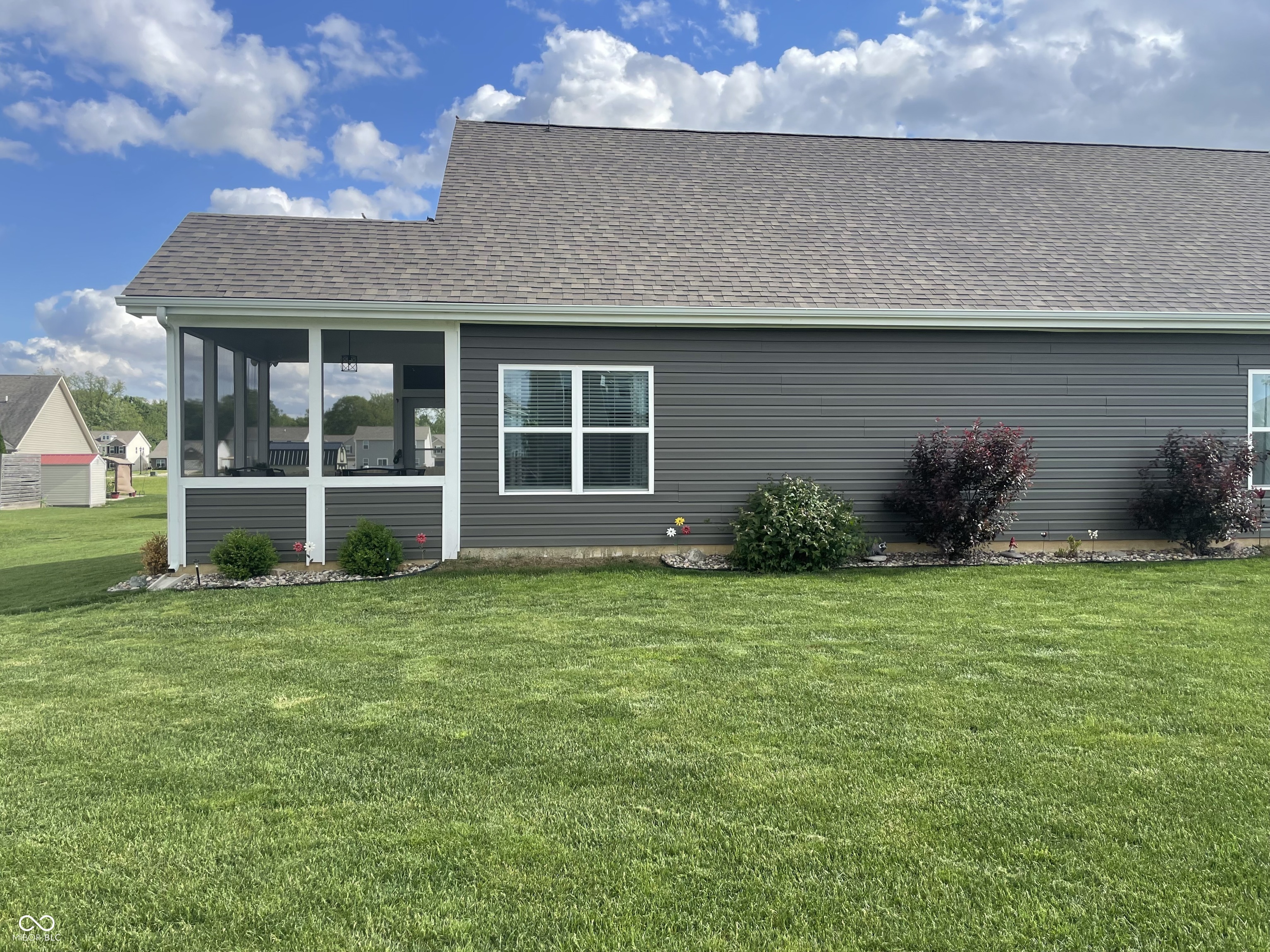 2015 Maplewood Lane Pendleton, IN 46064 - Photo 5 of 59