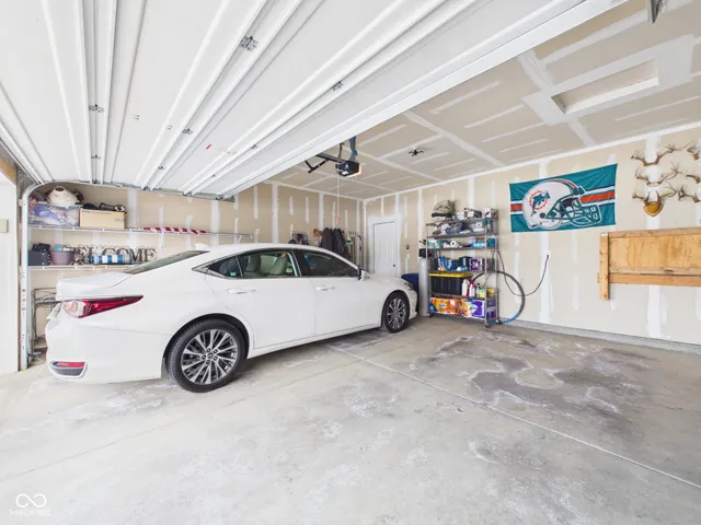 $399,900 | 2015 Maplewood Lane, Pendleton, IN 46064