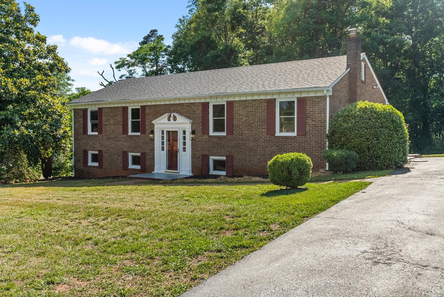 138 Sunnymeade Road Rustburg, VA 24588 - Photo 1 of 30