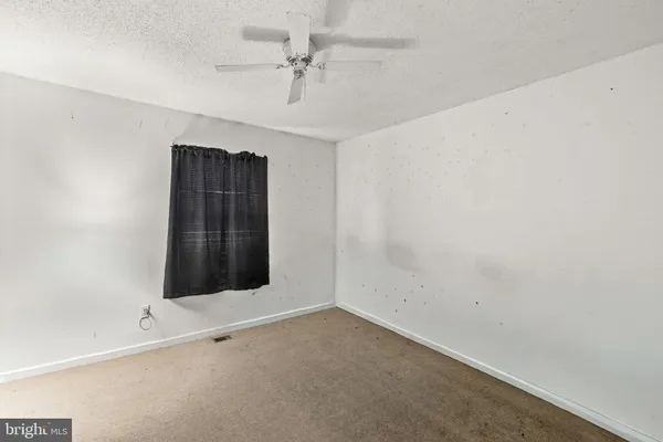 $265,000 | 514 Albrough Boulevard, Colonial Beach, VA 22443