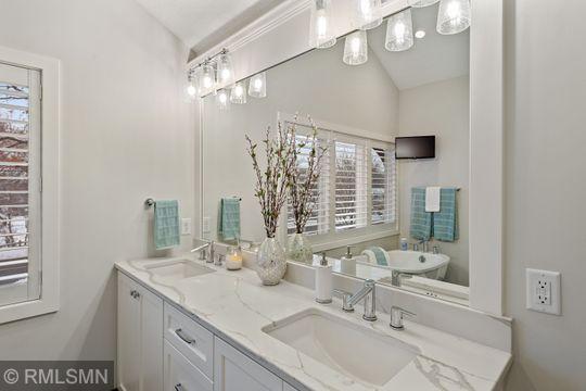 5701 Hansen Road Edina, MN 55436 - Photo 19 of 39 Gallery Image 19