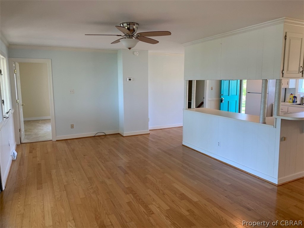 312 Eubank Landing Road Topping, VA 23169 - Photo 12 of 17 Additional view of living room area