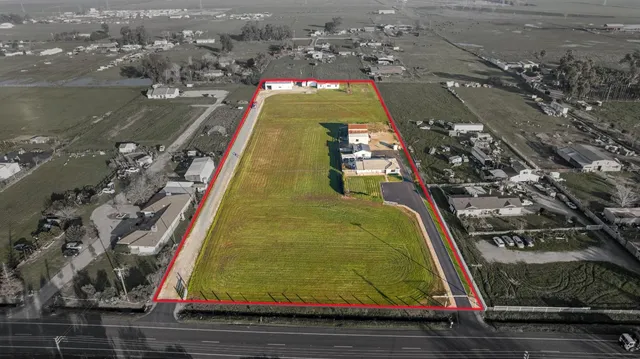$1,025,000 | 12872 North Jack Tone Road, Lodi, CA 95240