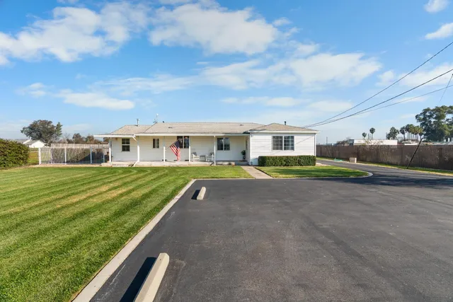 $1,025,000 | 12872 North Jack Tone Road, Lodi, CA 95240