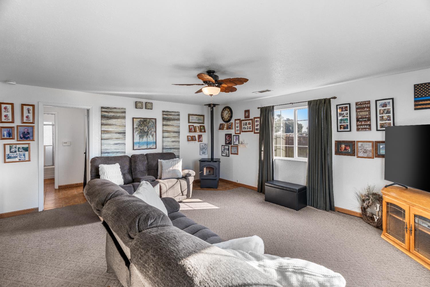 12872 North Jack Tone Road Lodi, CA 95240 - Photo 7 of 40