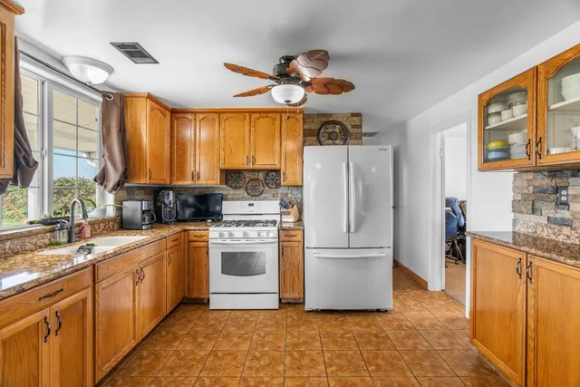 $1,025,000 | 12872 North Jack Tone Road, Lodi, CA 95240