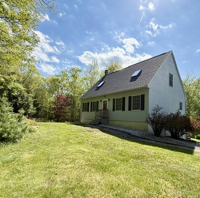 706 Middlesex Road Topsham, ME 04086 - Photo 2 of 8 IMG_4545