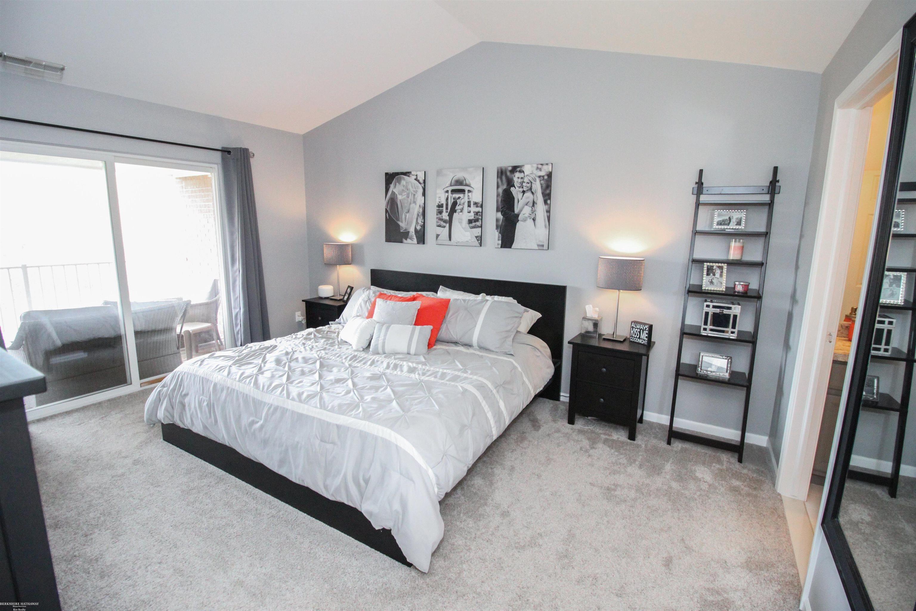46033 Rhodes Drive Macomb, MI 48044 - Photo 24 of 41 50119672-23.JPG