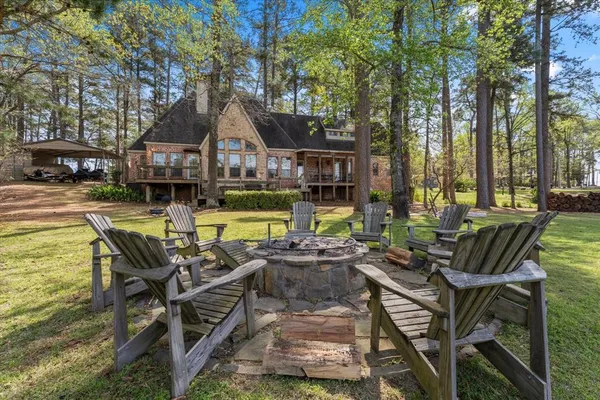 $1,150,000 | 230 Lake Drive, Mount Vernon, TX 75457