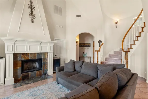 $1,150,000 | 230 Lake Drive, Mount Vernon, TX 75457