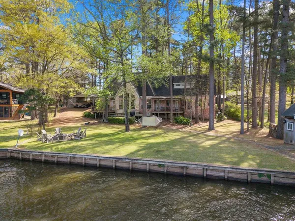 $1,150,000 | 230 Lake Drive, Mount Vernon, TX 75457
