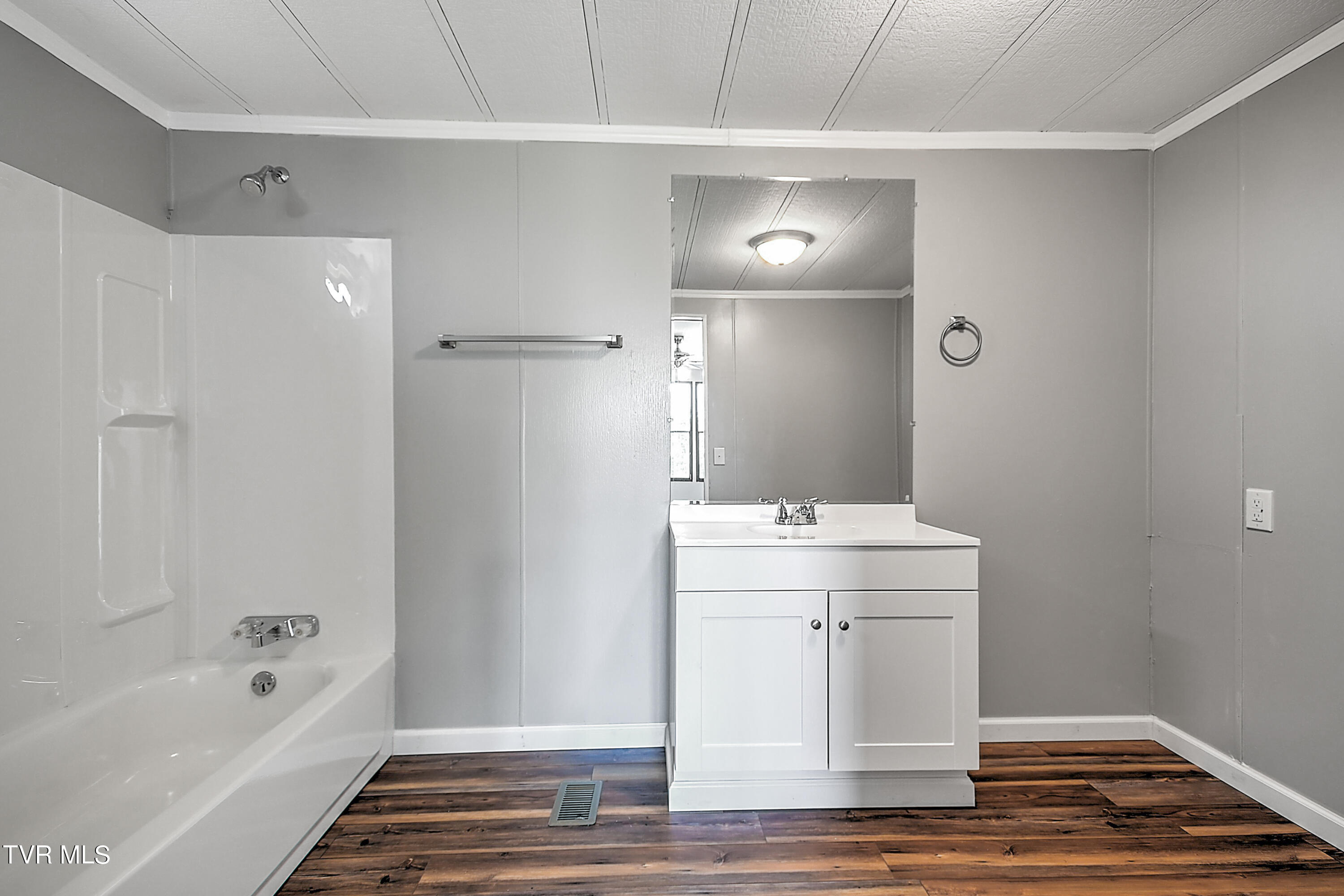 460 Pates Hill Road Mosheim, TN 37818 - Photo 24 of 64 460 Pates Hill BAM-28