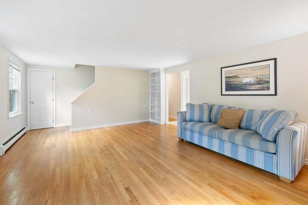 7 Grist Mill Road Harwich, MA 02645 - Photo 12 of 30 7 Grist Mill Rd Living room