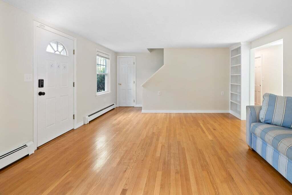 7 Grist Mill Road Harwich, MA 02645 - Photo 13 of 30 7 Grist Mill Rd Living Room
